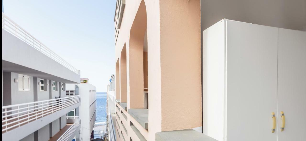 푸에르토나오스 Playa Nieves 아파트 외부 사진